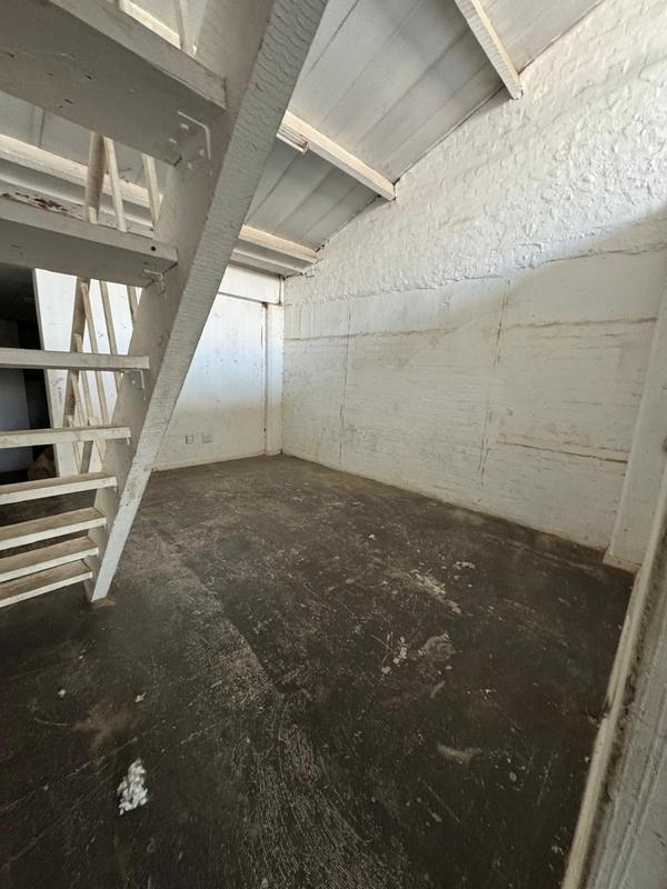 To Let Commercial Property for Rent in Paarden Eiland Western Cape